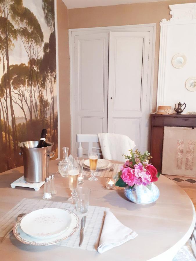 Logis Des Lugats, Gite De Charme Ла-Реоль Екстер'єр фото